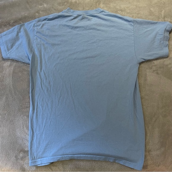Basic T-Shirt - Picture 3 of 3